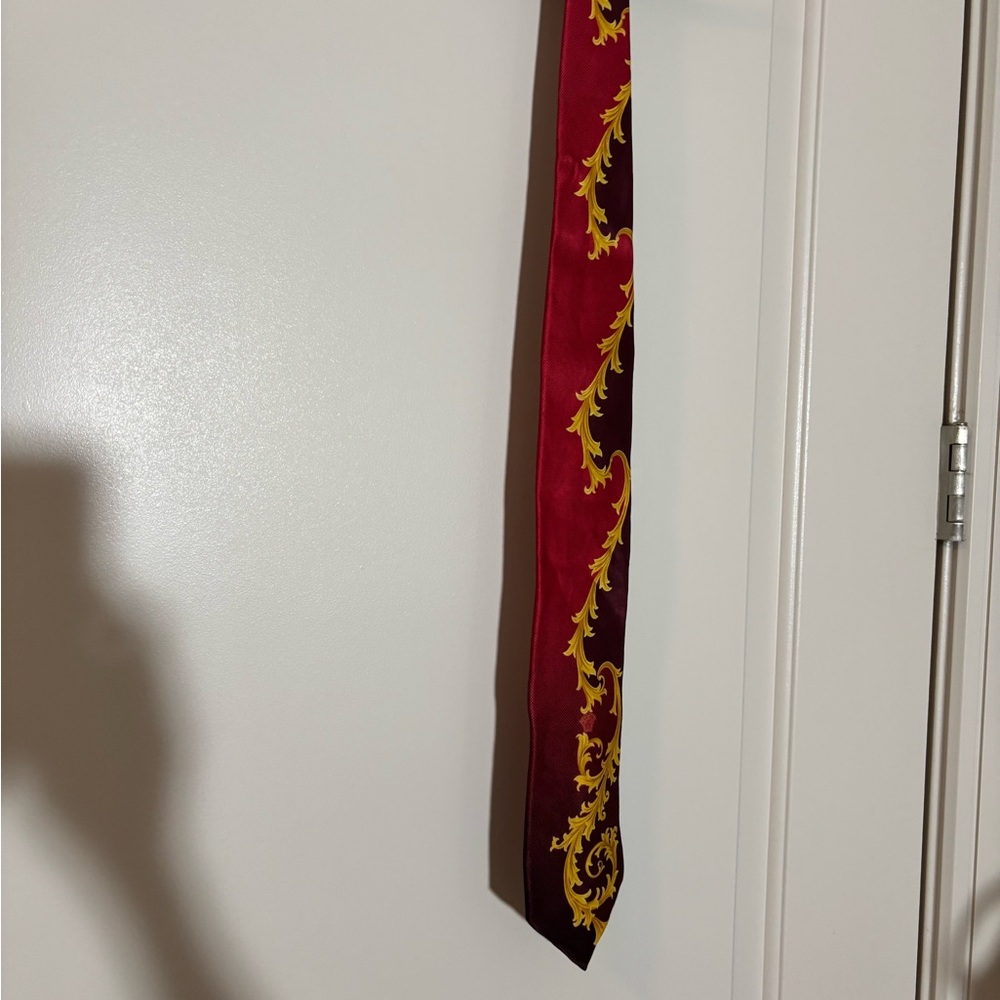 Vintage  Gianni Versace Baroque Silk Tie